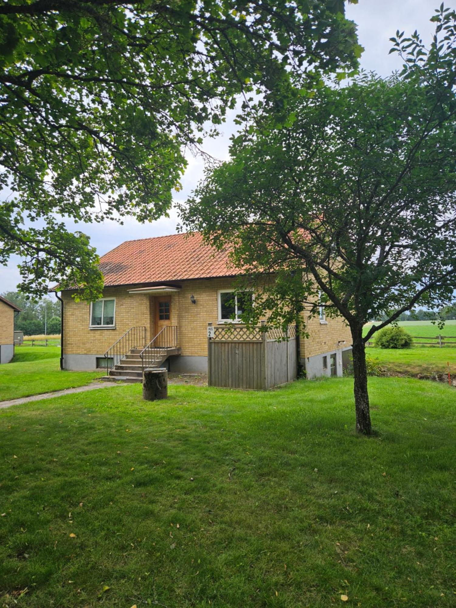 Oernsro Boende Och Staellplatser Skara Exterior foto